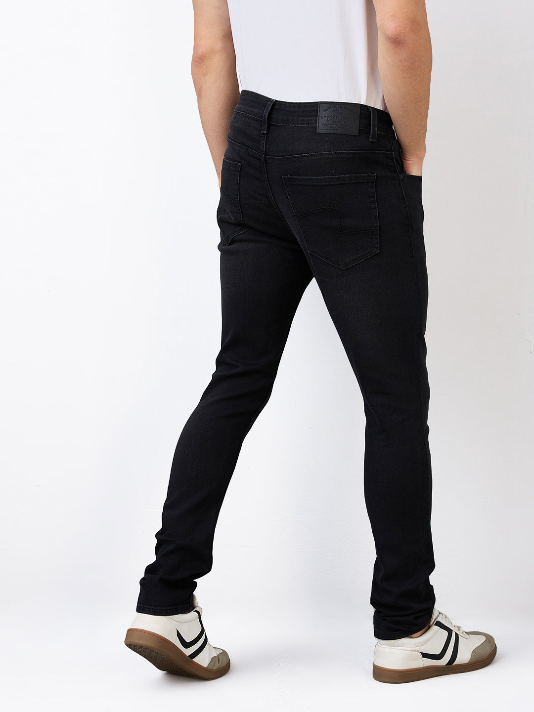 Spykar Slim Fit Low Rise Cotton Jeans For Men