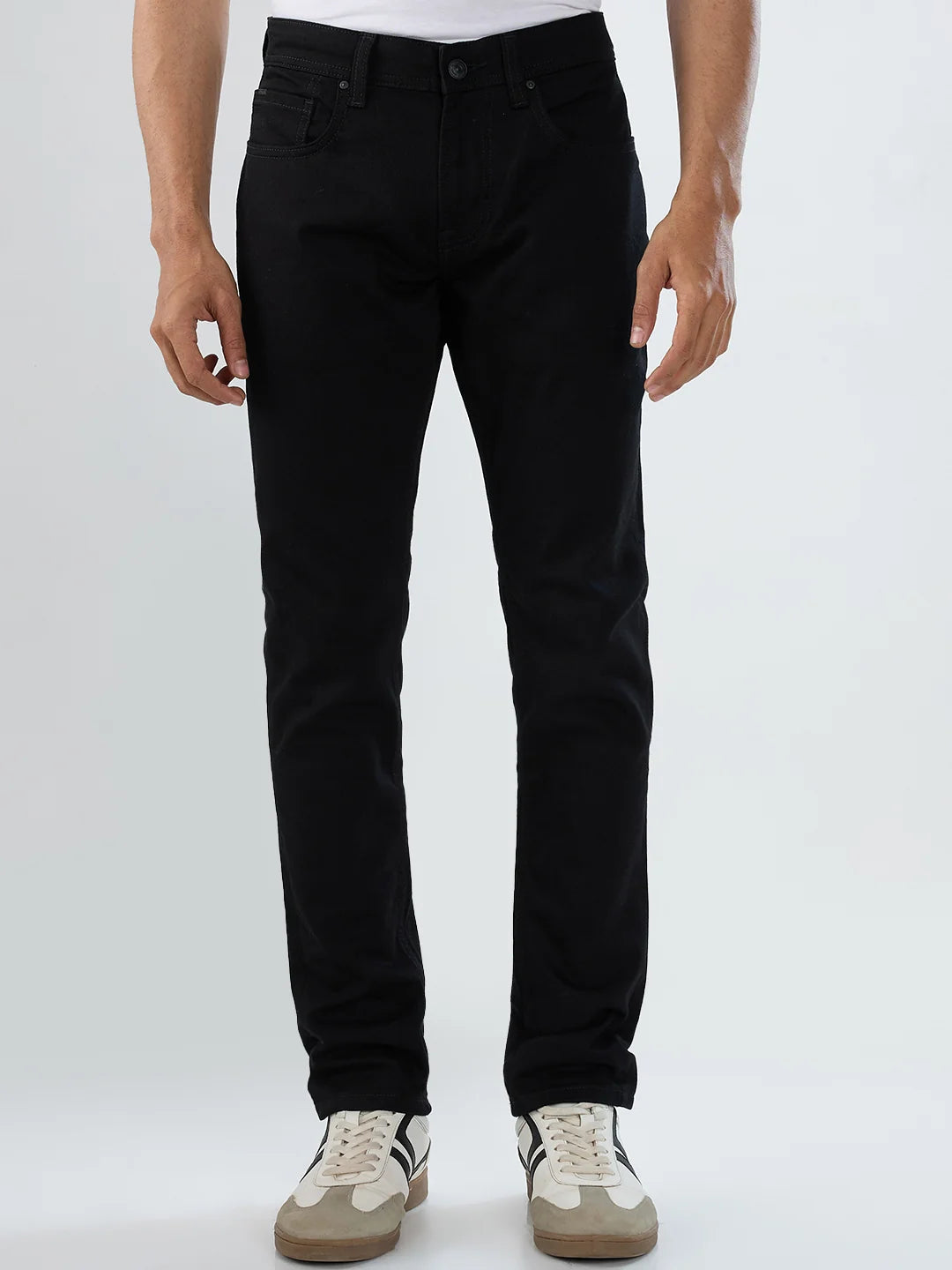 Men Black Solid Slim Fit Low Rise Jeans