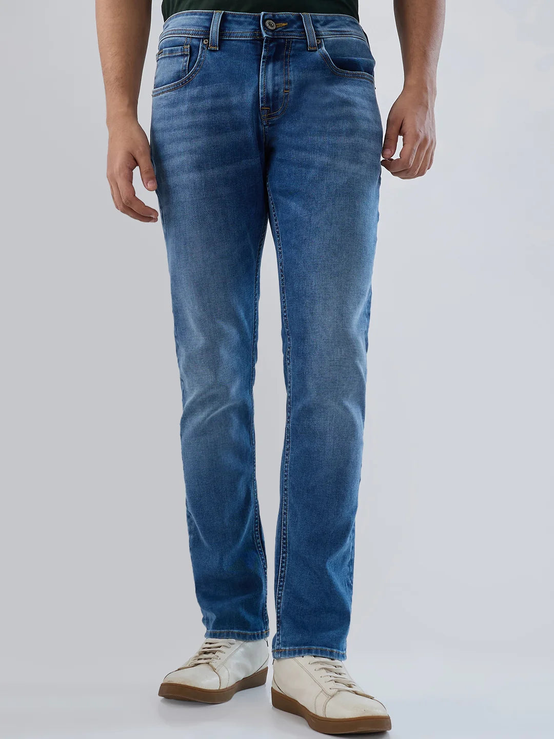 Men Mid Blue Solid Slim Fit Low Rise Jeans