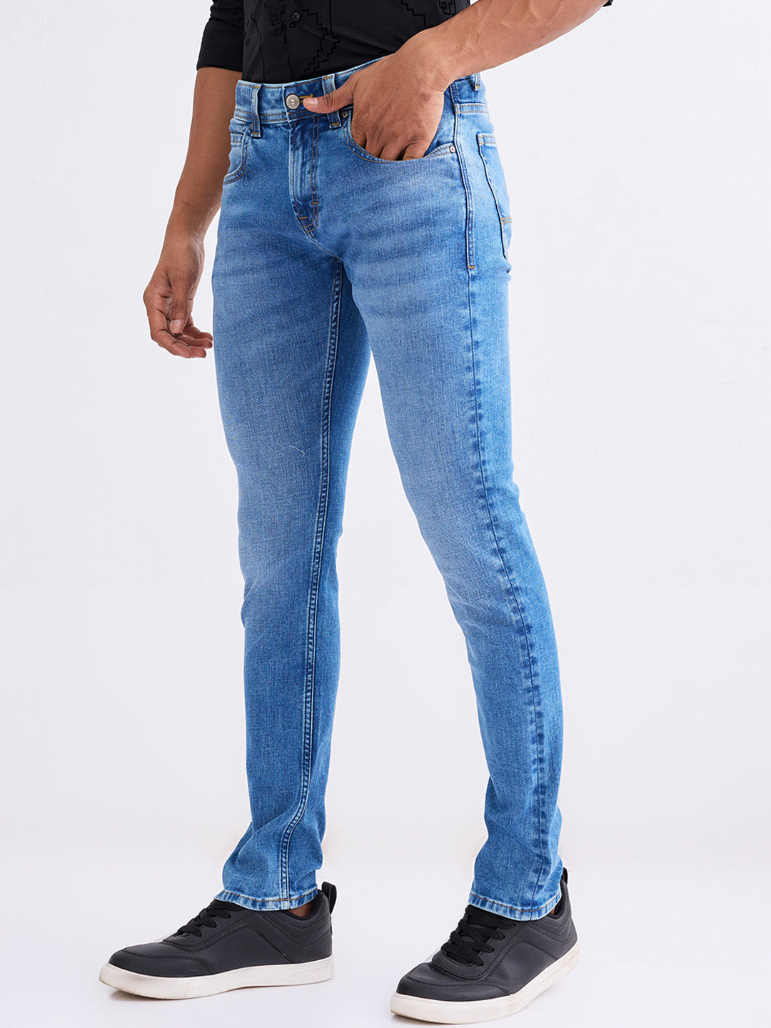 Spykar Light Blue Low Rise Slim Fit Casual Jeans For Men