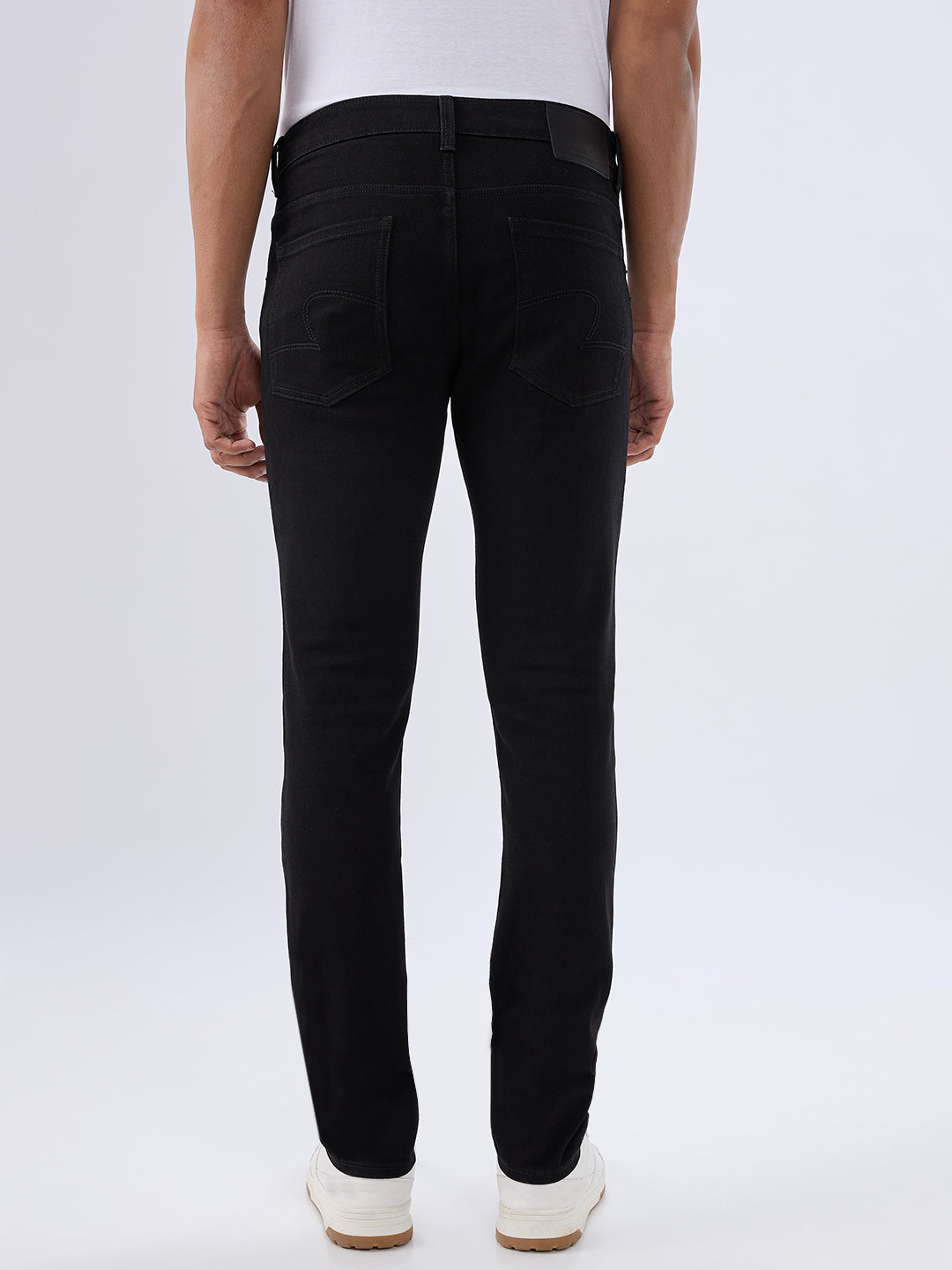 Spykar Black Slim Fit Low Rise Jeans For Men