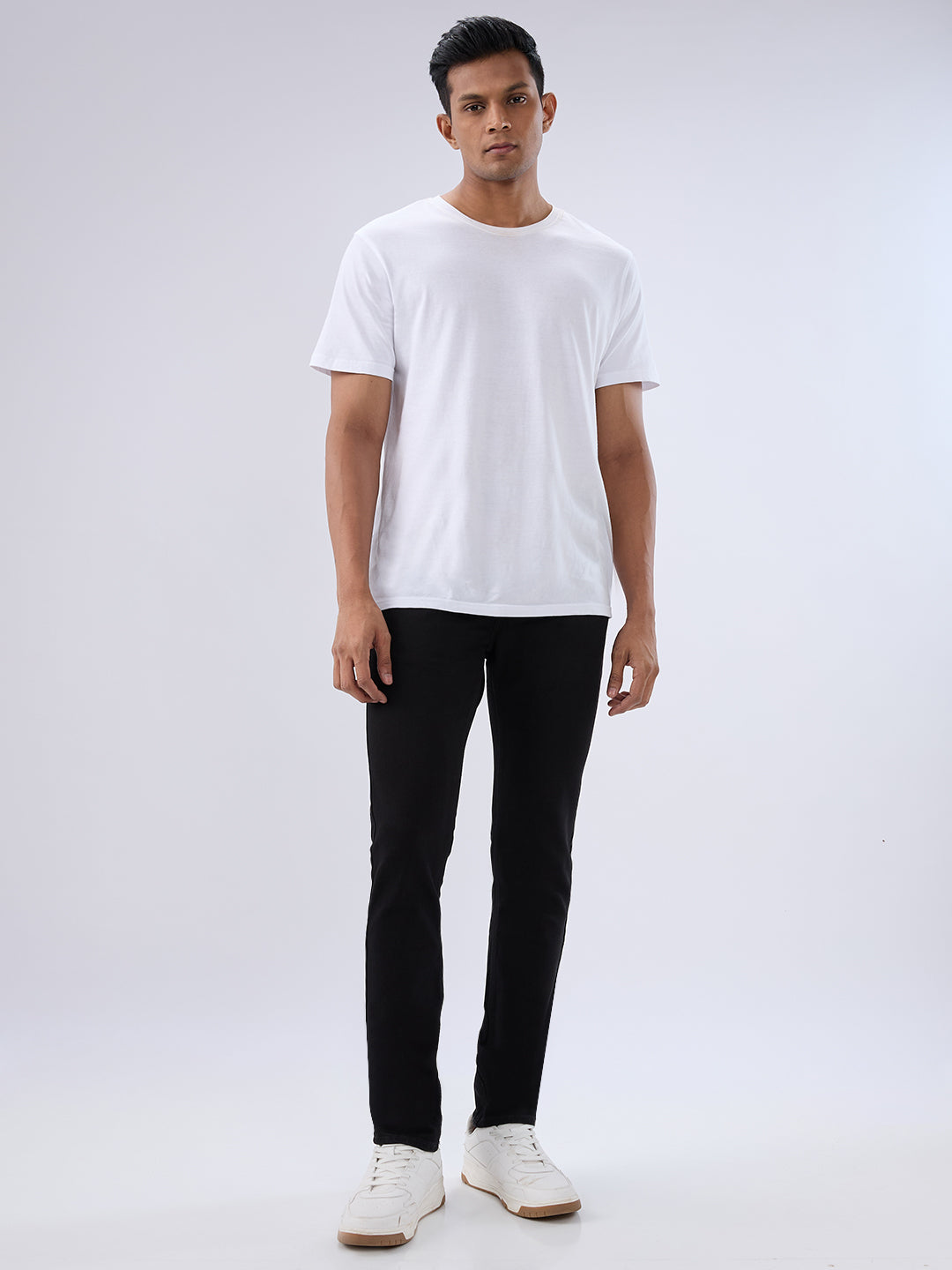 Spykar Black Slim Fit Low Rise Jeans For Men