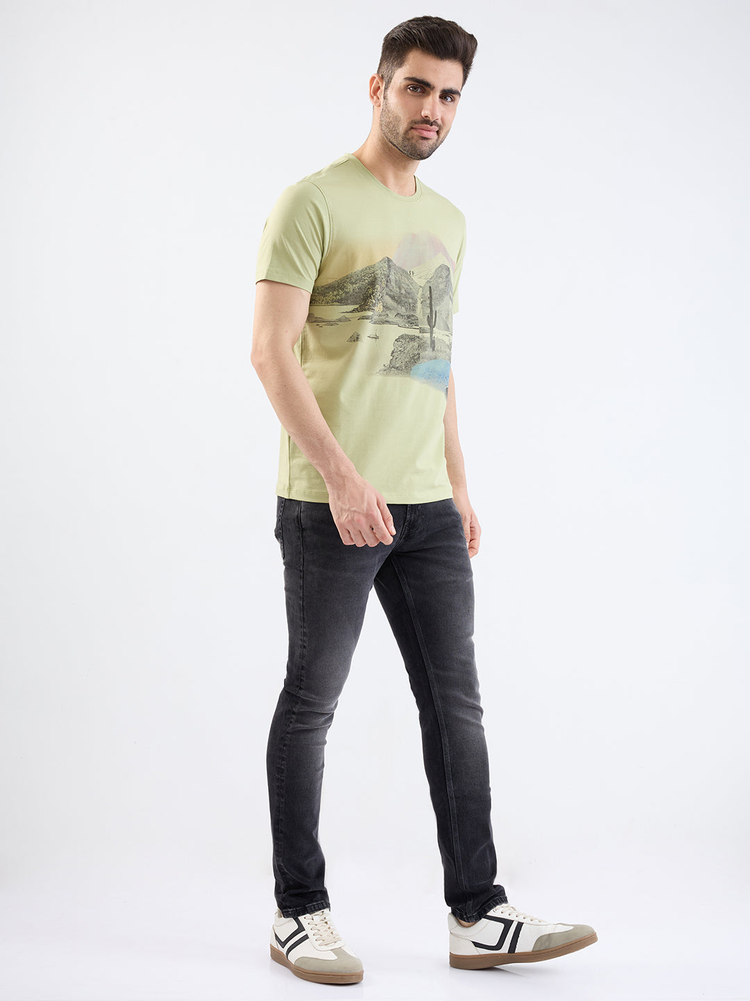 Spykar Black Low Rise Slim Fit Casual Jeans For Men