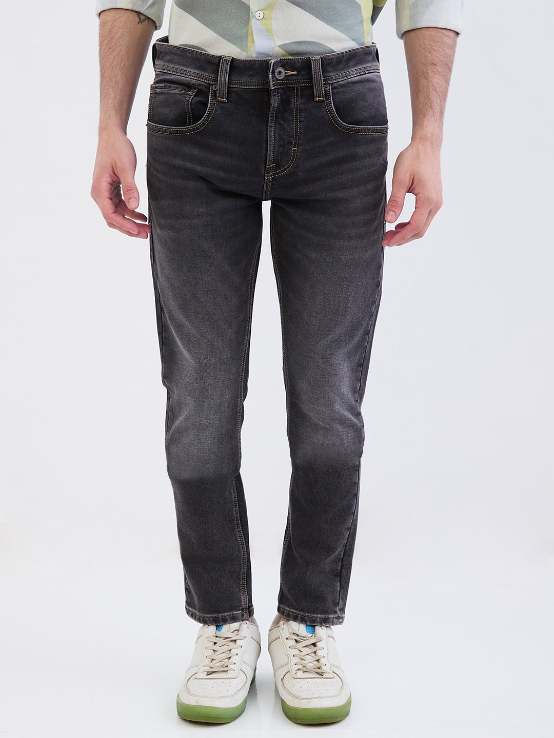 Spykar Charcoal Black Low Rise Slim Fit Casual Jeans For Men