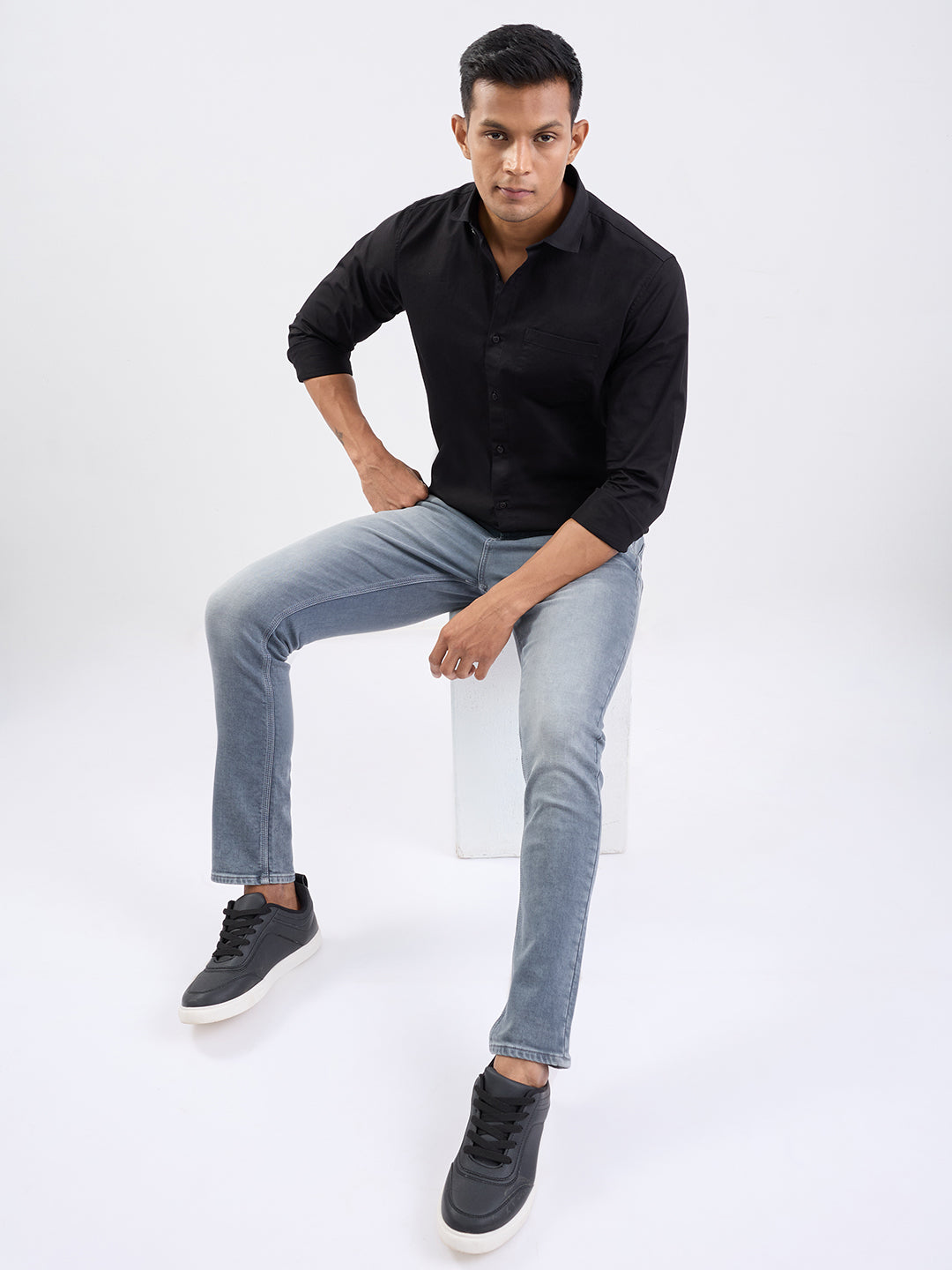 Spykar Grey Low Rise Slim Fit Casual Jeans For Men