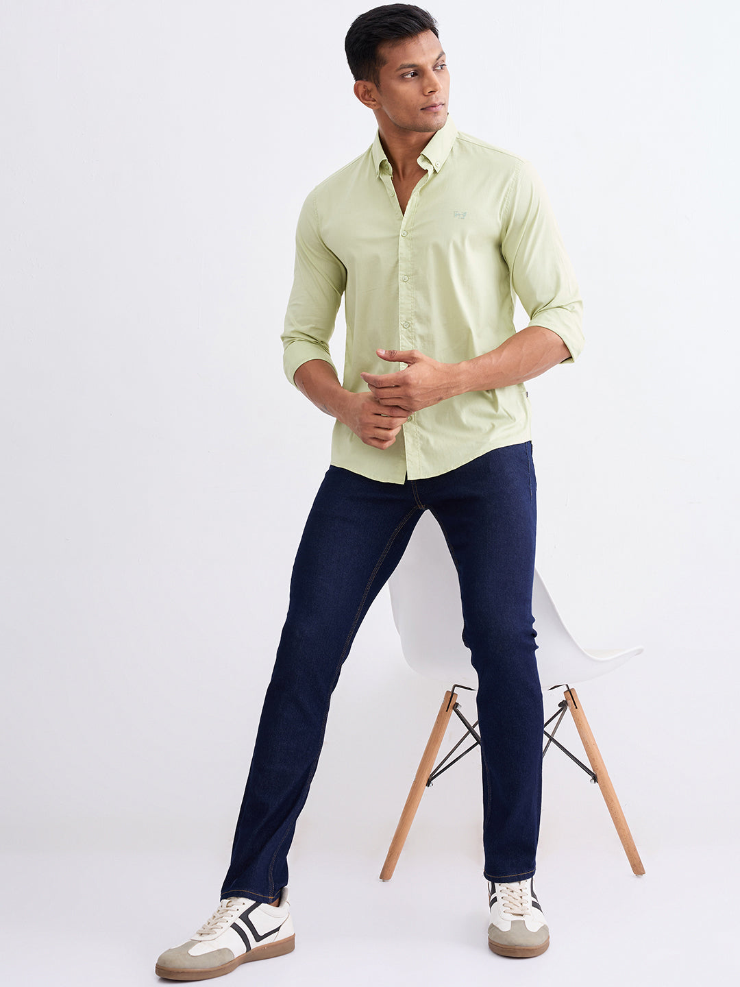 Spykar Raw Blue Low Rise Slim Fit Casual Jeans For Men