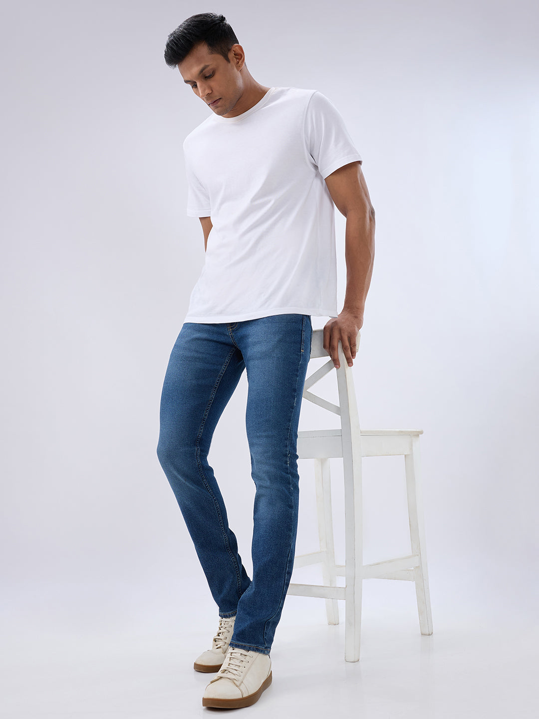 Spykar Mid Blue Slim Fit Low Rise Jeans For Men