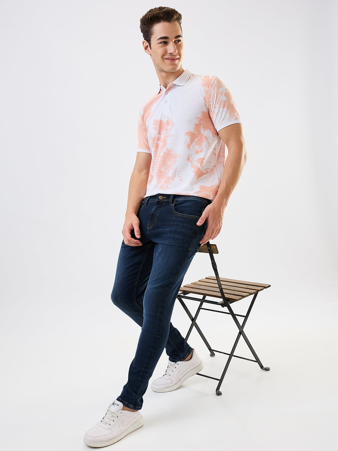 Spykar Slim Fit Low Rise Cotton Jeans For Men