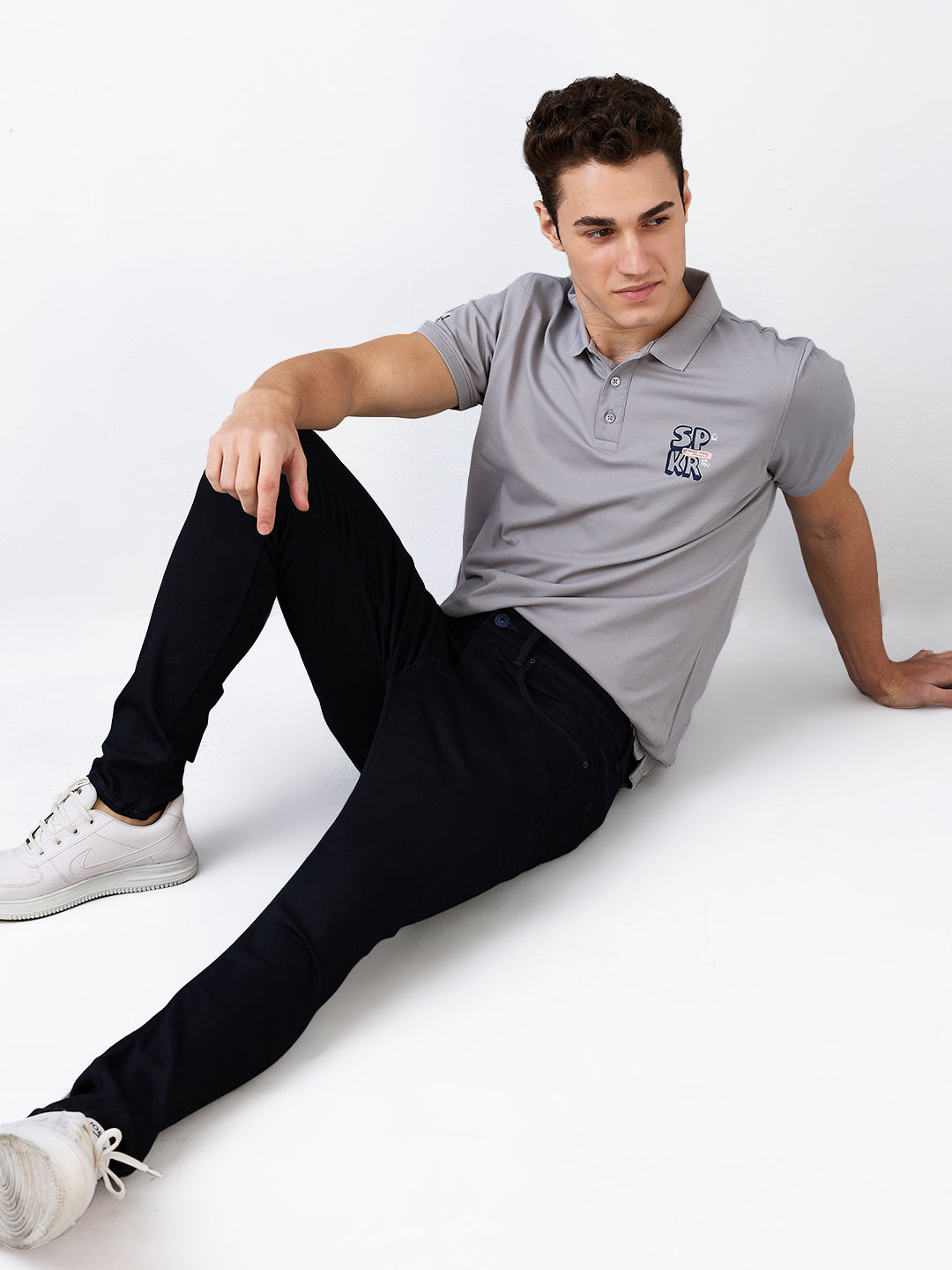 Spykar Raw Blue Low Rise Slim Fit Casual Jeans For Men