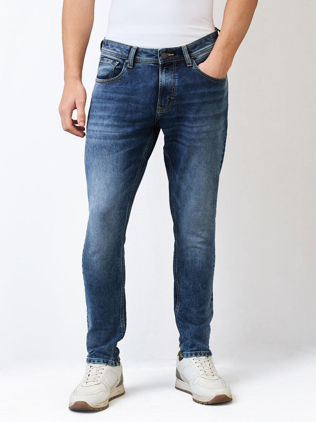 Spykar Slim Fit Low Rise Cotton Jeans For Men