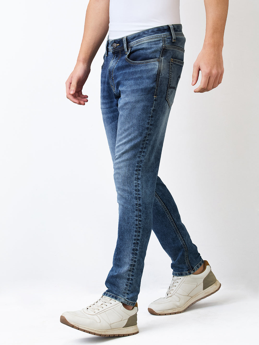 Spykar Slim Fit Low Rise Cotton Jeans For Men