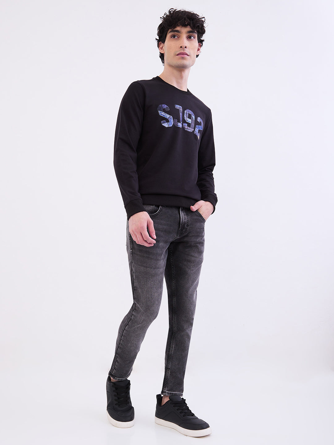 Spykar Charcoal Black Low Rise Slim Fit Casual Jeans For Men
