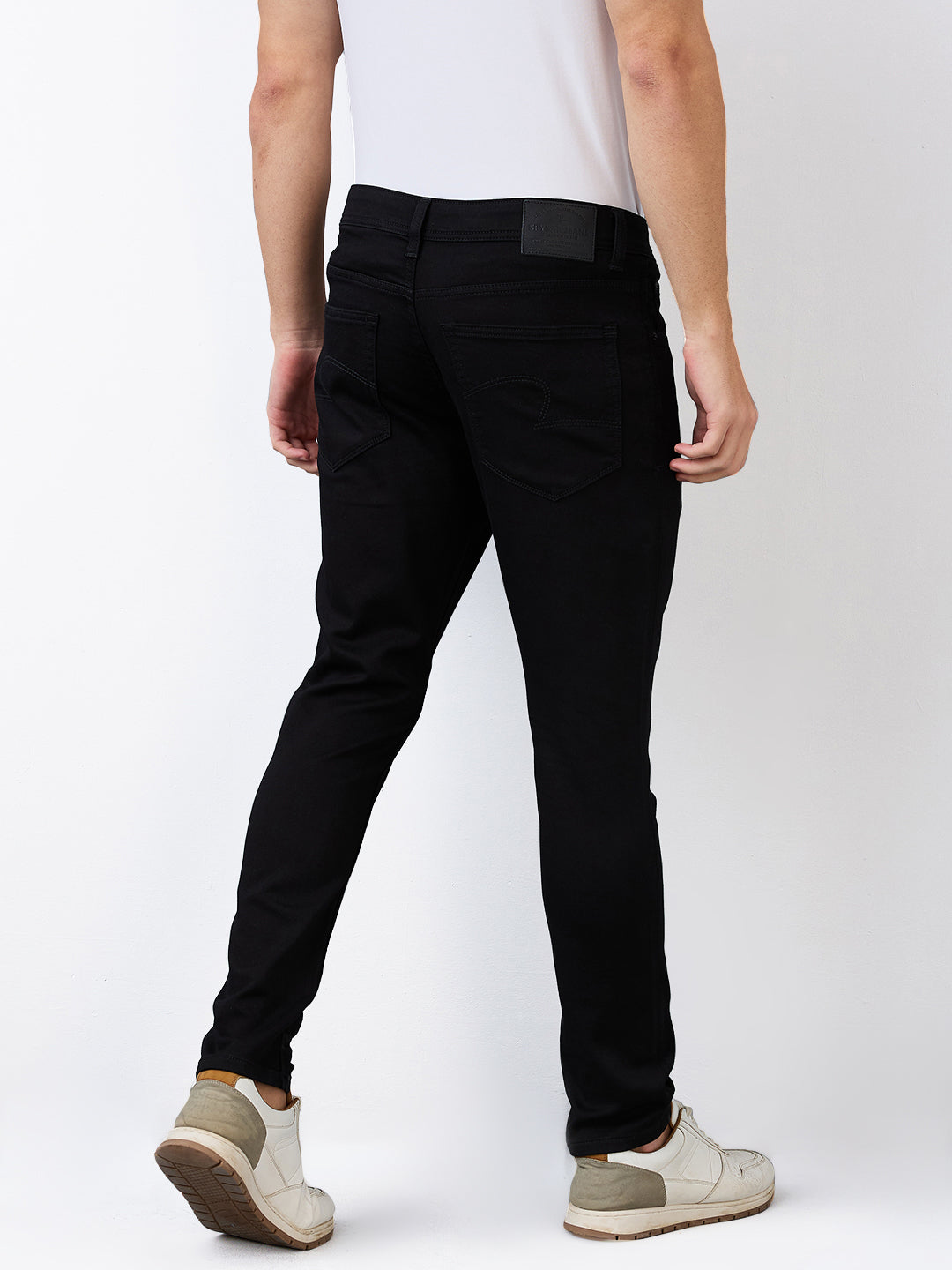 Spykar Slim Fit Low Rise Cotton Jeans For Men