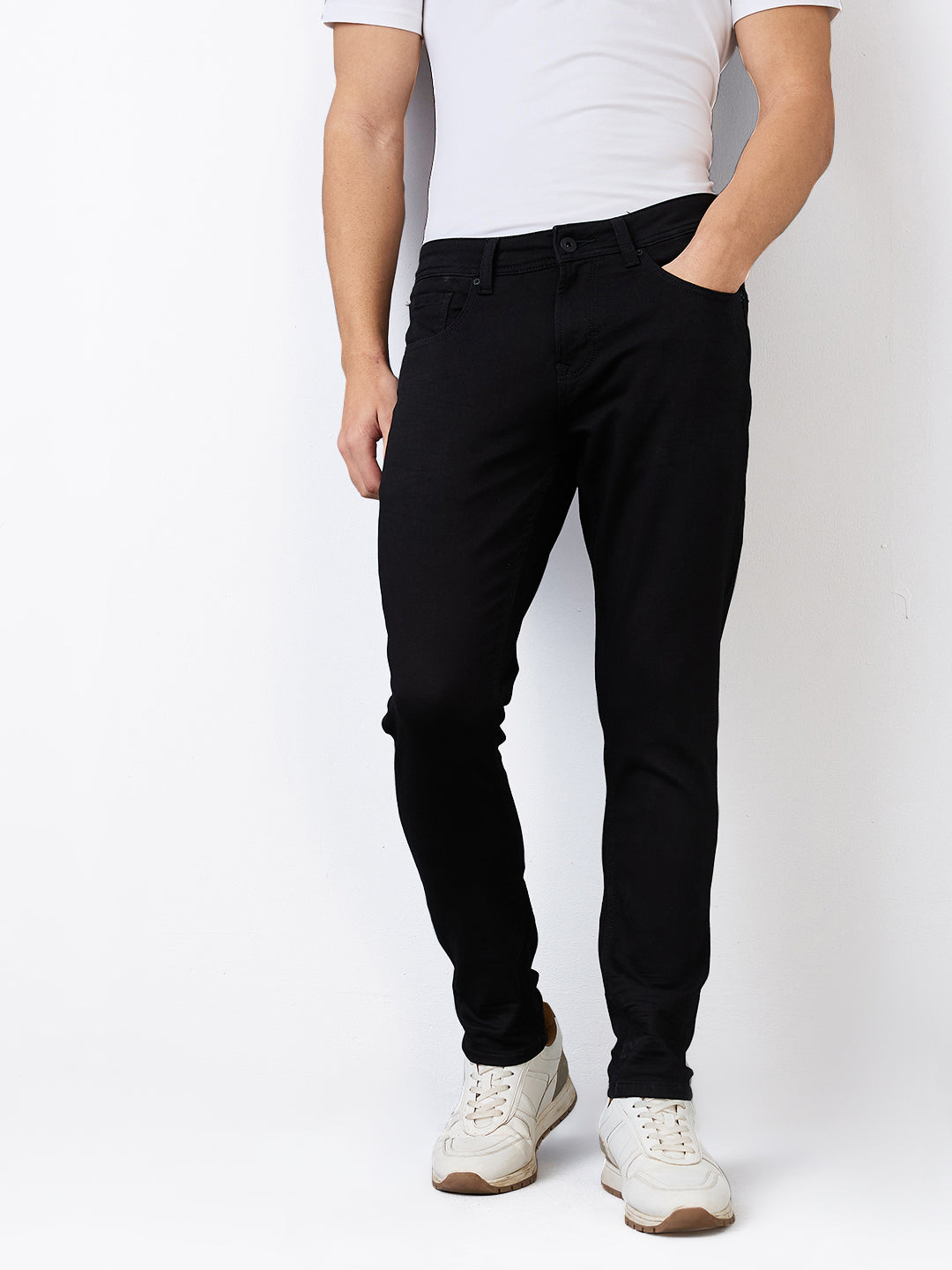 Spykar Slim Fit Low Rise Cotton Jeans For Men