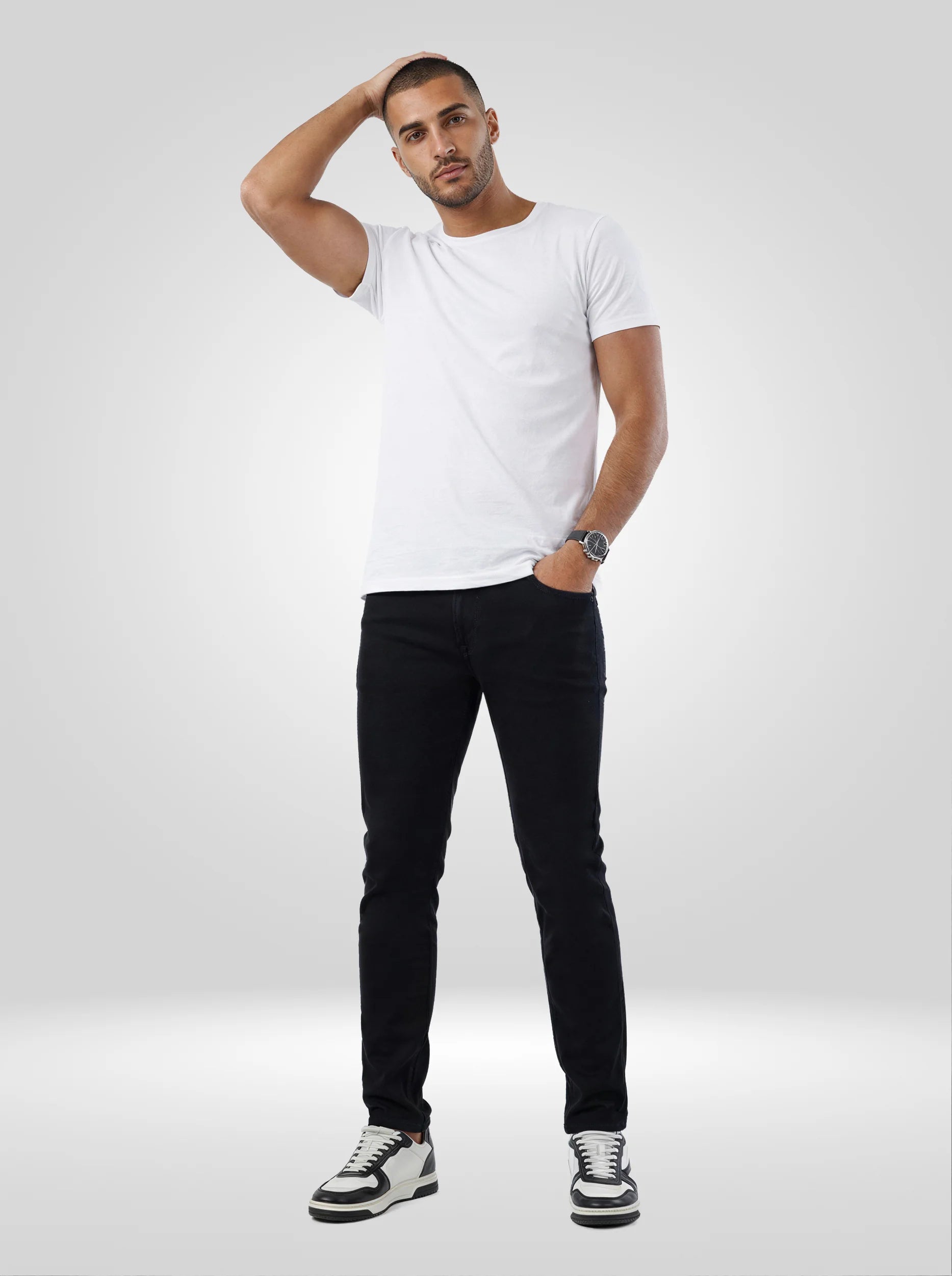 Men Black Solid Super Slim Fit Low Rise Jeans