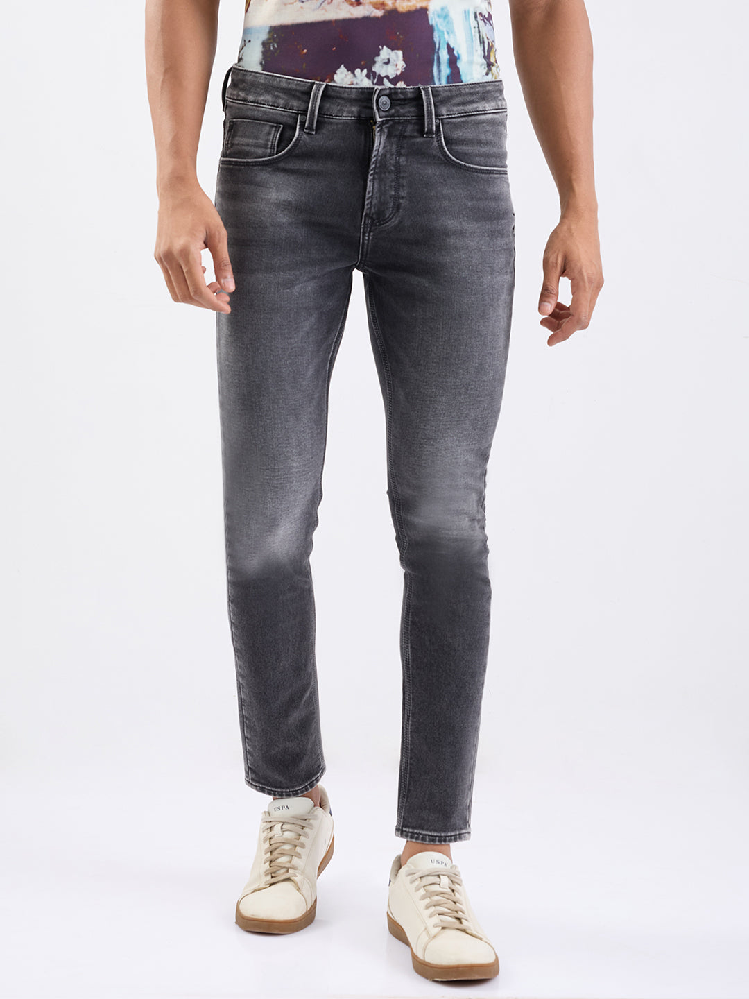 Spykar Charcoal Black Low Rise Slim Fit Casual Jeans For Men