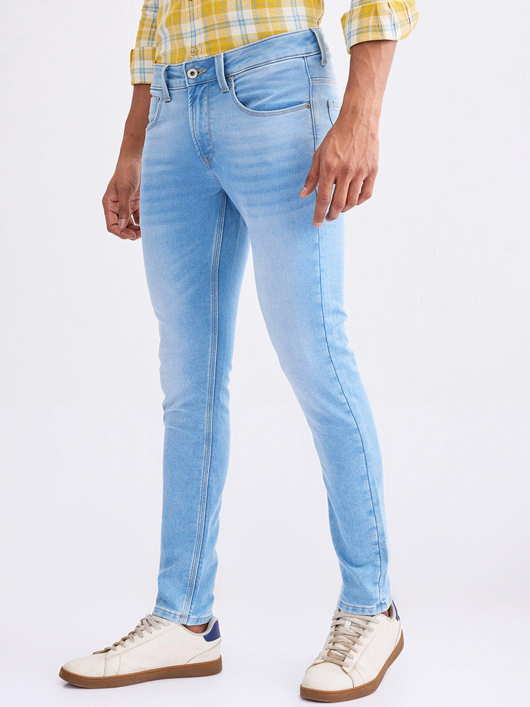 Spykar Ice Blue Low Rise Slim Fit Casual Jeans For Men