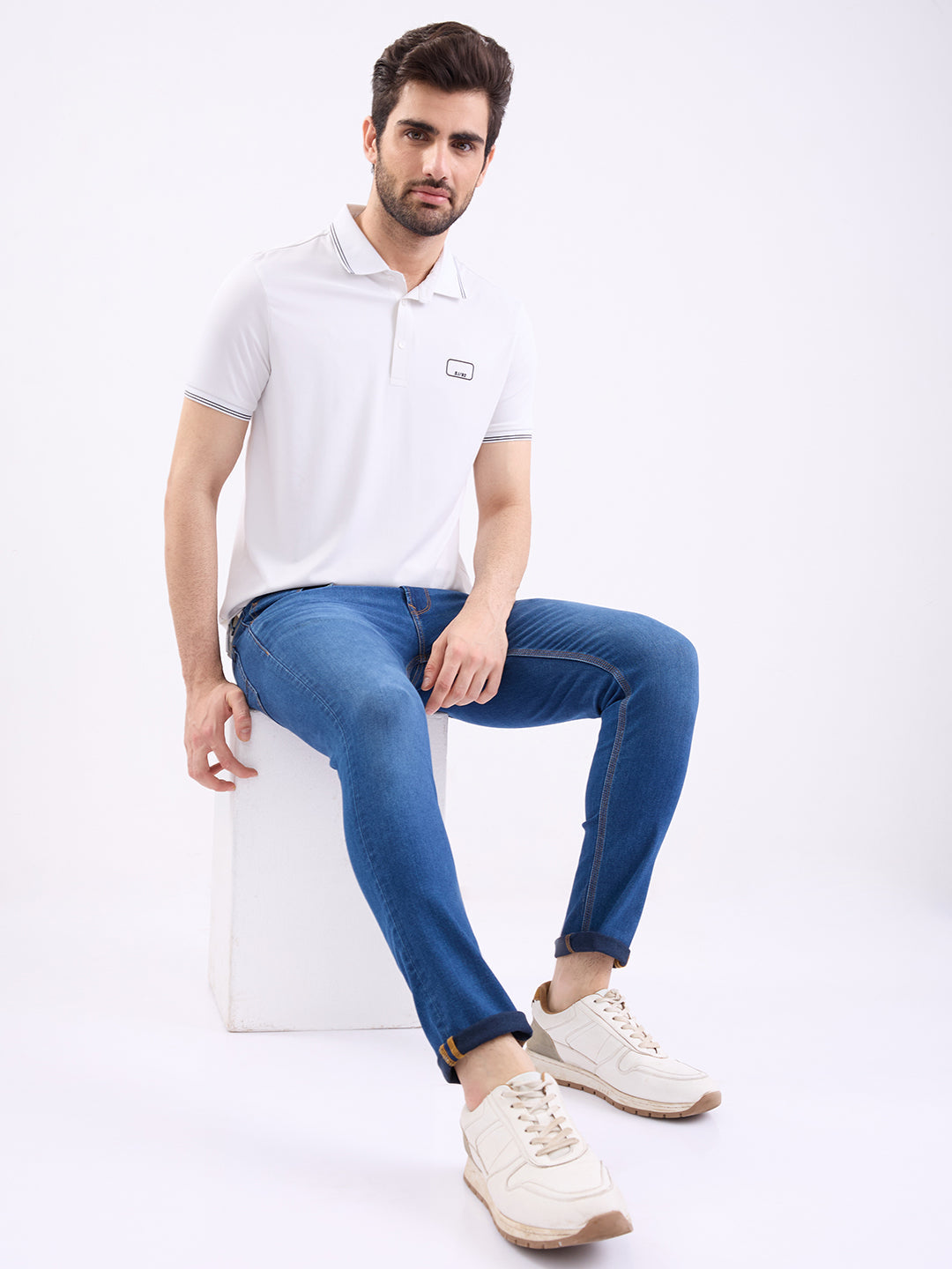 Spykar Mid Blue Low Rise Slim Fit Casual Jeans For Men