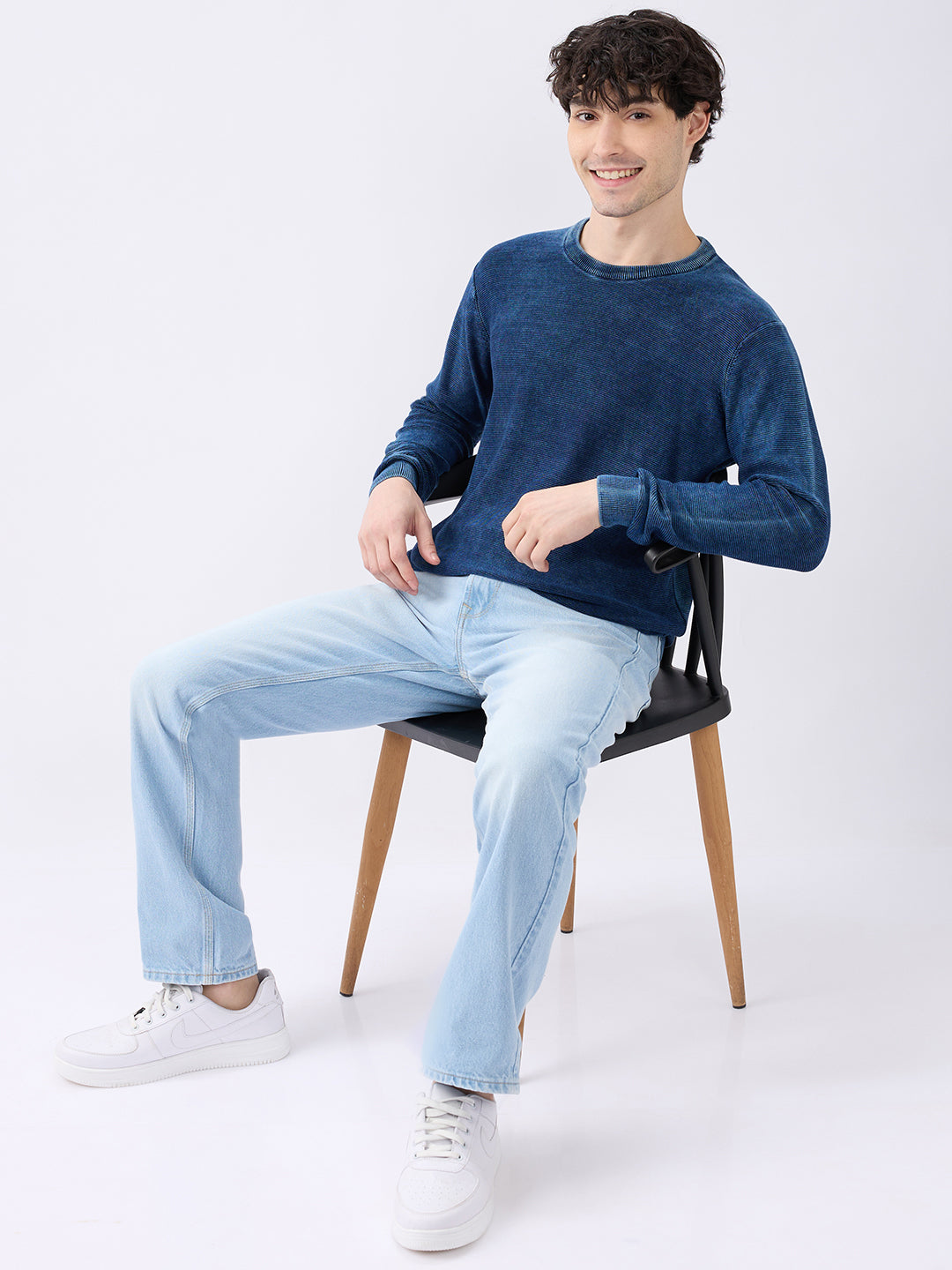 Spykar Solid Indigo Blue Regular Fit Sweaters For Men