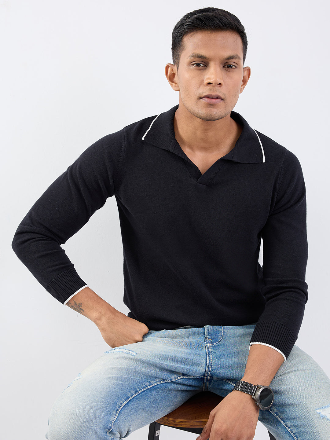 Spykar Black Slim Fit Casual Sweaters For Men