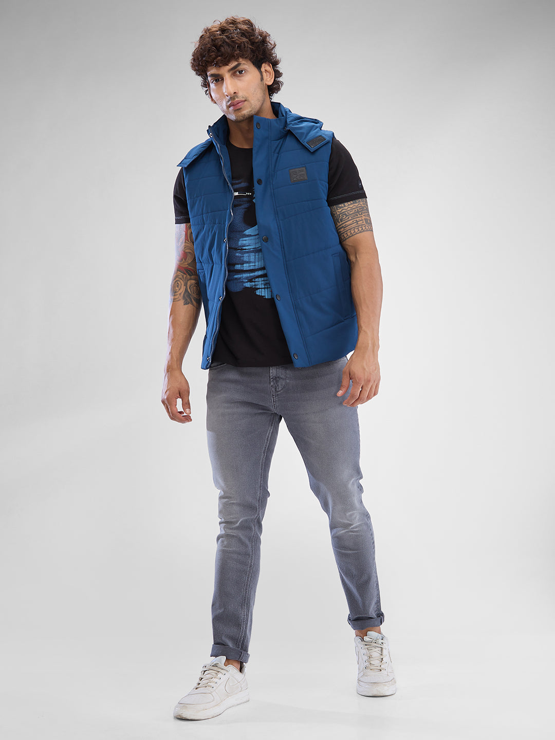 Spykar Teal Blue Polyester Sleeveless Jacket For Men