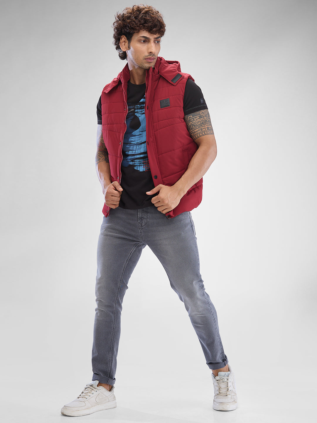 Spykar Wine Red Polyester Sleeveless Jacket For Men