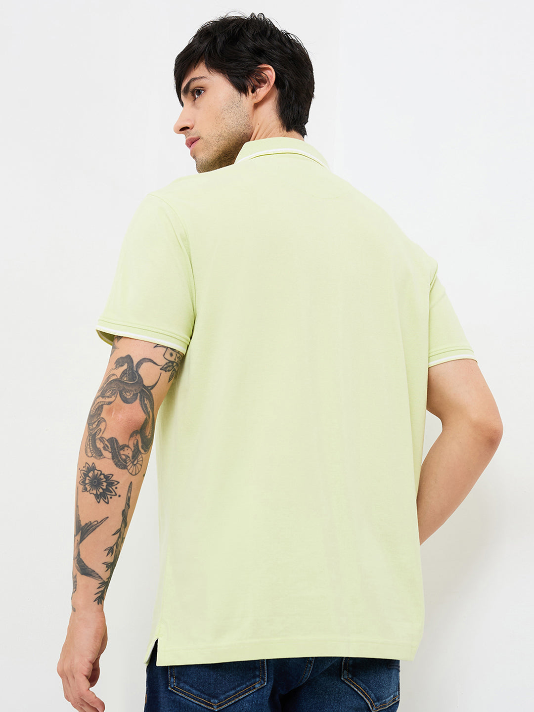 Spykar Green Slim Fit Solid Half Sleeve T-Shirt For Men