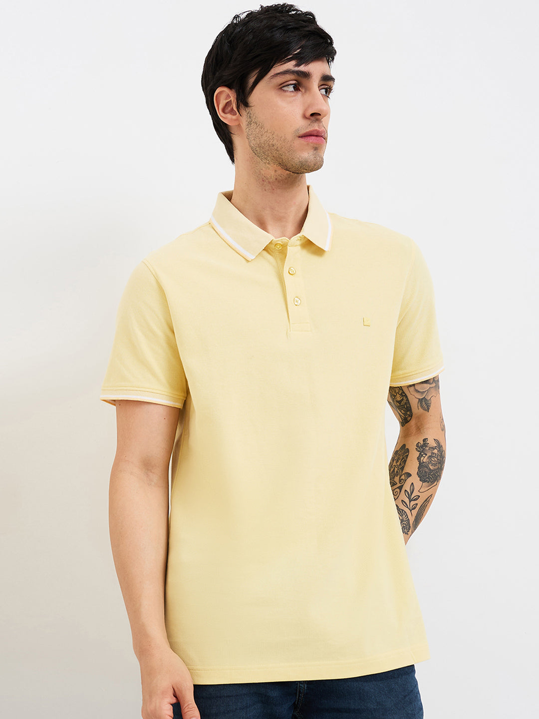 Spykar Yellow Slim Fit Solid Half Sleeve T-Shirt For Men