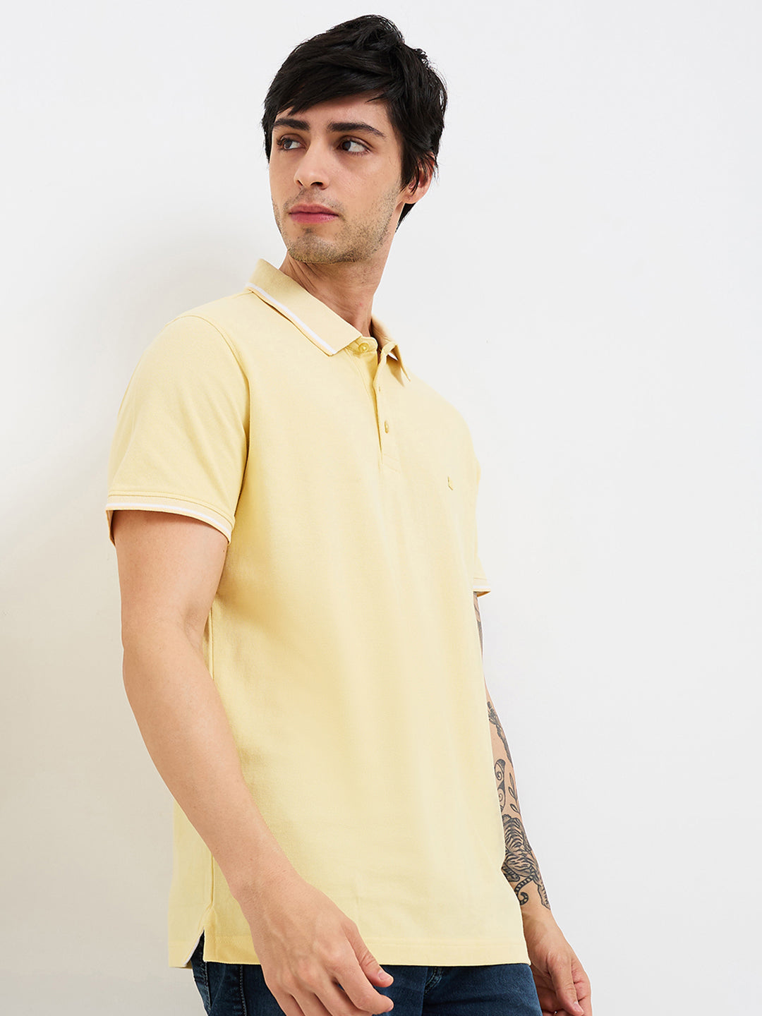 Spykar Yellow Slim Fit Solid Half Sleeve T-Shirt For Men