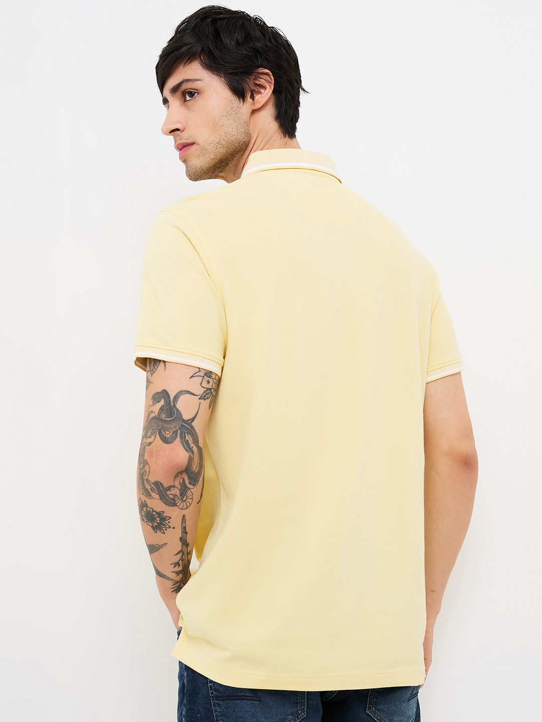 Spykar Yellow Slim Fit Solid Half Sleeve T-Shirt For Men