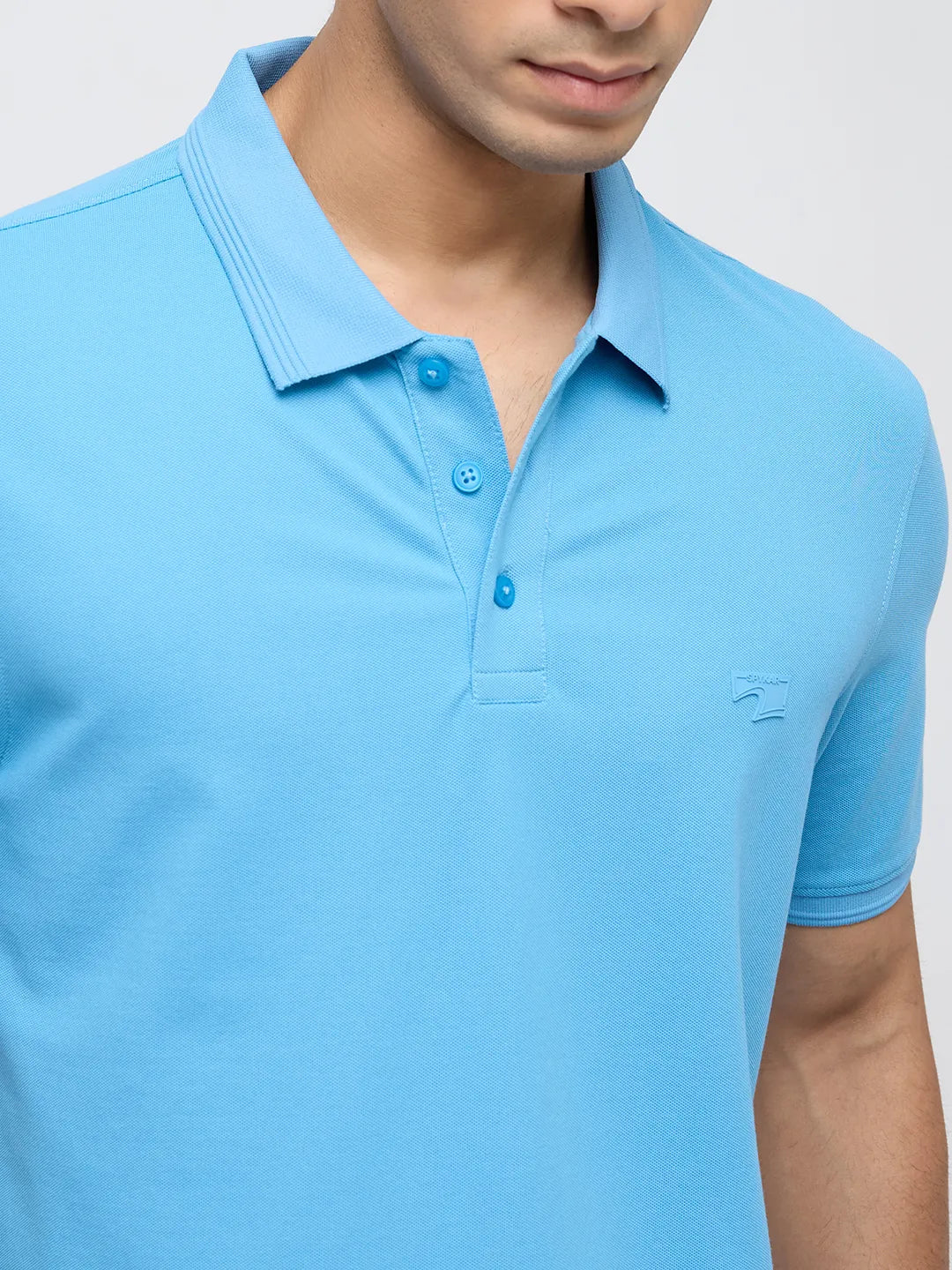 Men T-Shirt Solid Blue Regular Fit