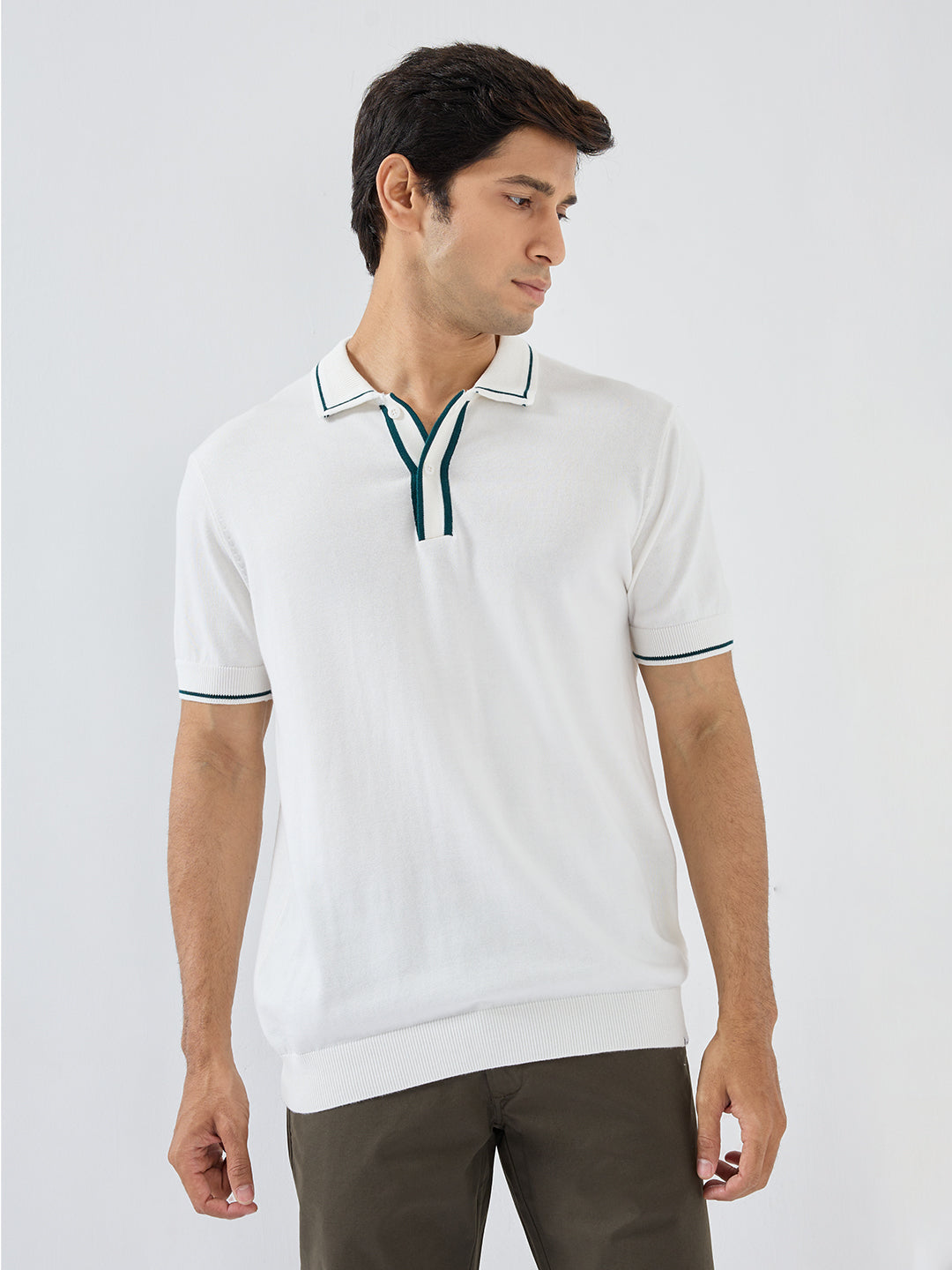 Men T-Shirt Solid White Regular Fit