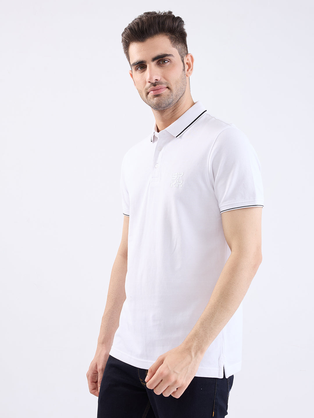 Spykar White Slim Fit Casual T-Shirt For Men