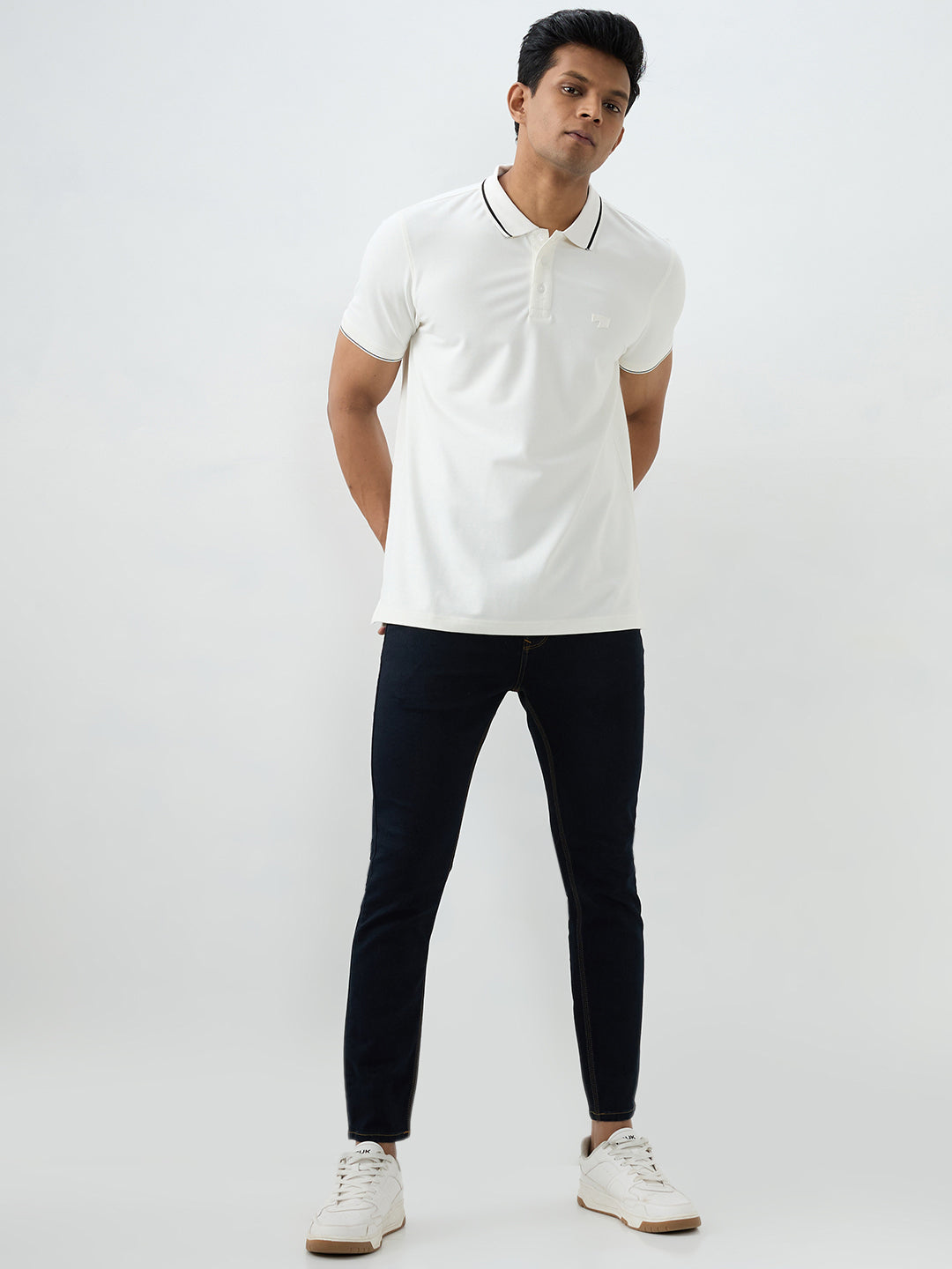 Spykar White Slim Fit T-Shirts For Men