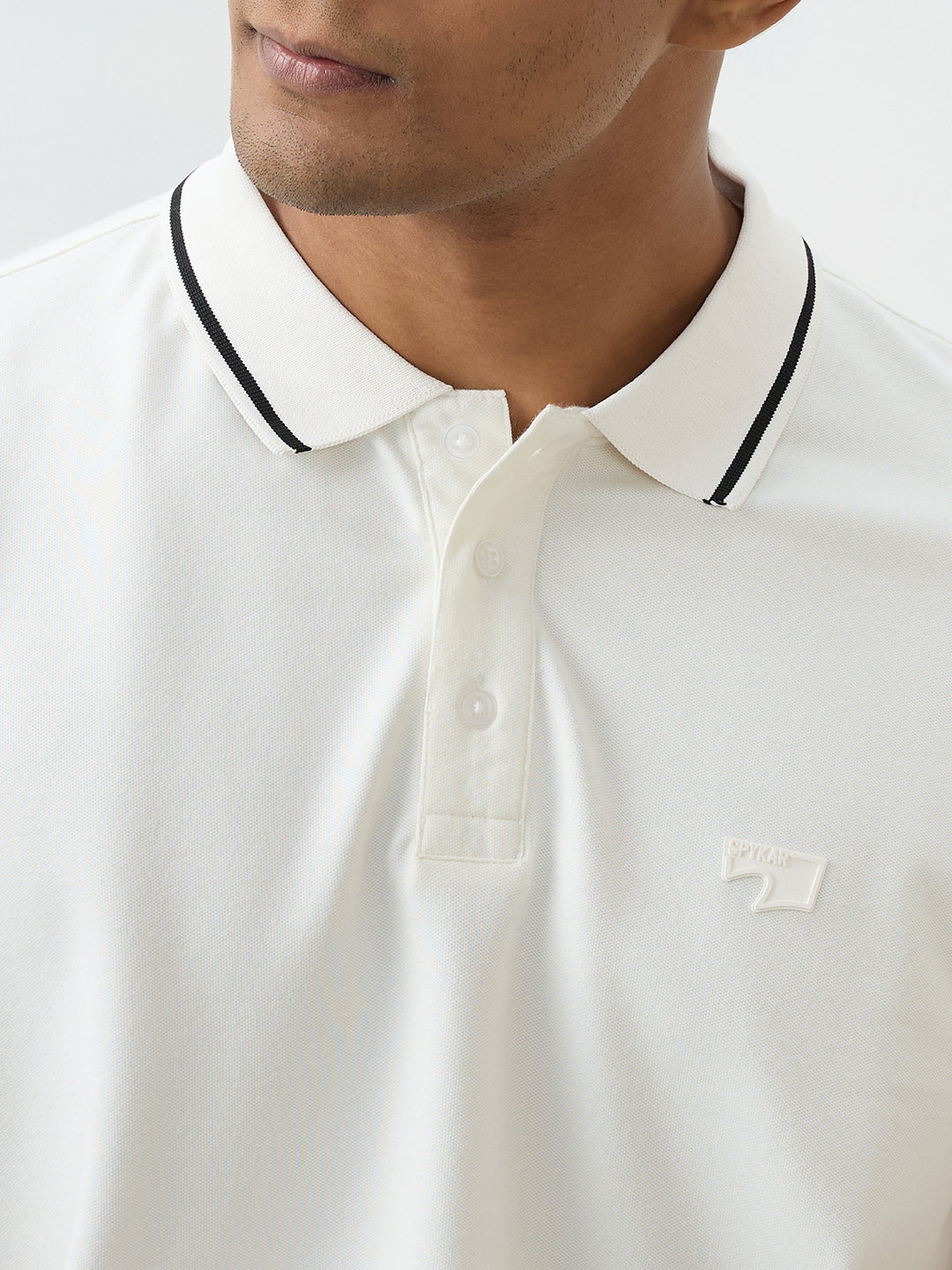 Spykar White Slim Fit T-Shirts For Men