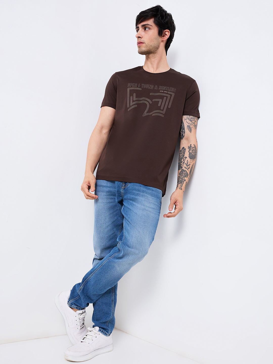 Spykar Brown Slim Fit Solid Half Sleeve T-Shirt For Men