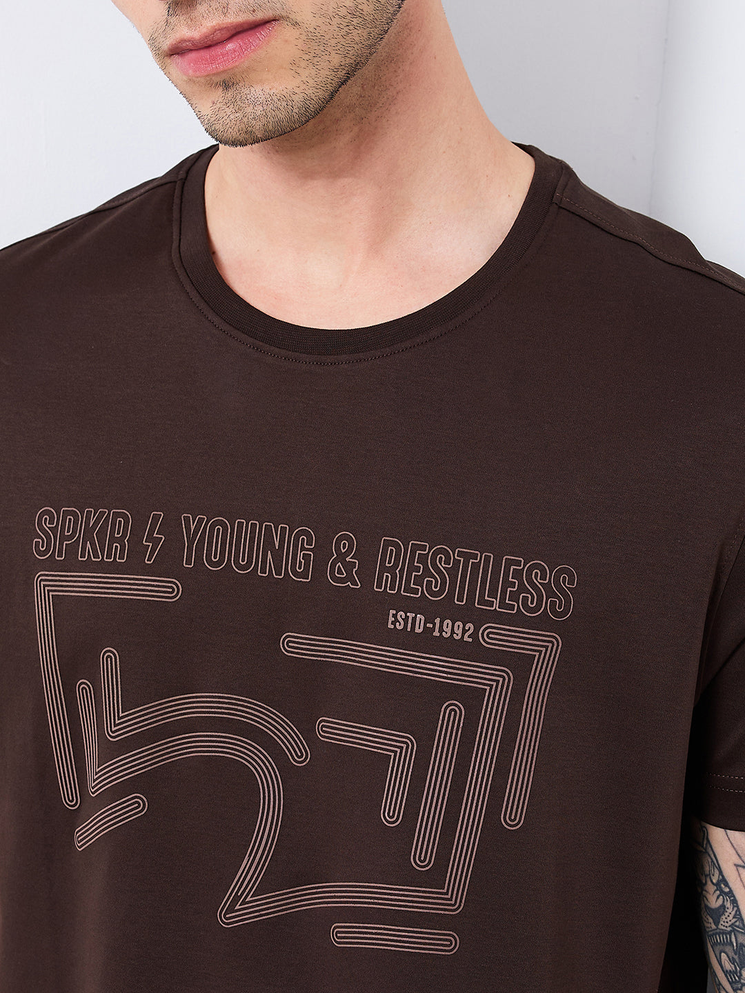 Spykar Brown Slim Fit Solid Half Sleeve T-Shirt For Men