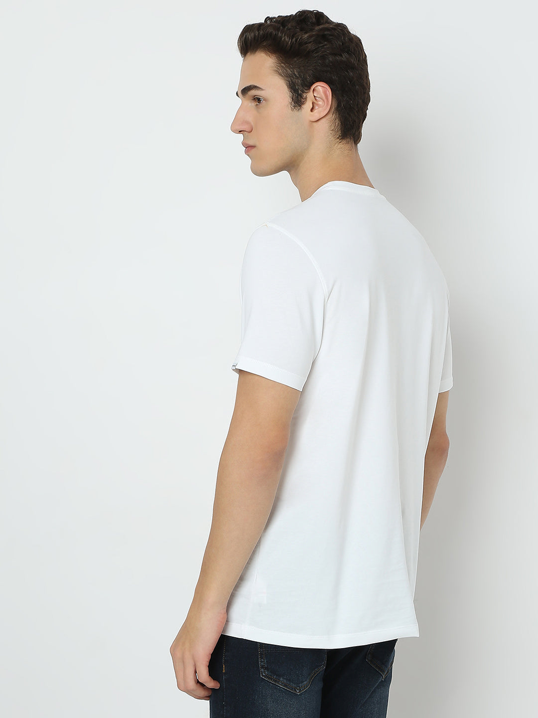 Spykar White Slim Fit Solid Half Sleeve T-Shirt For Men