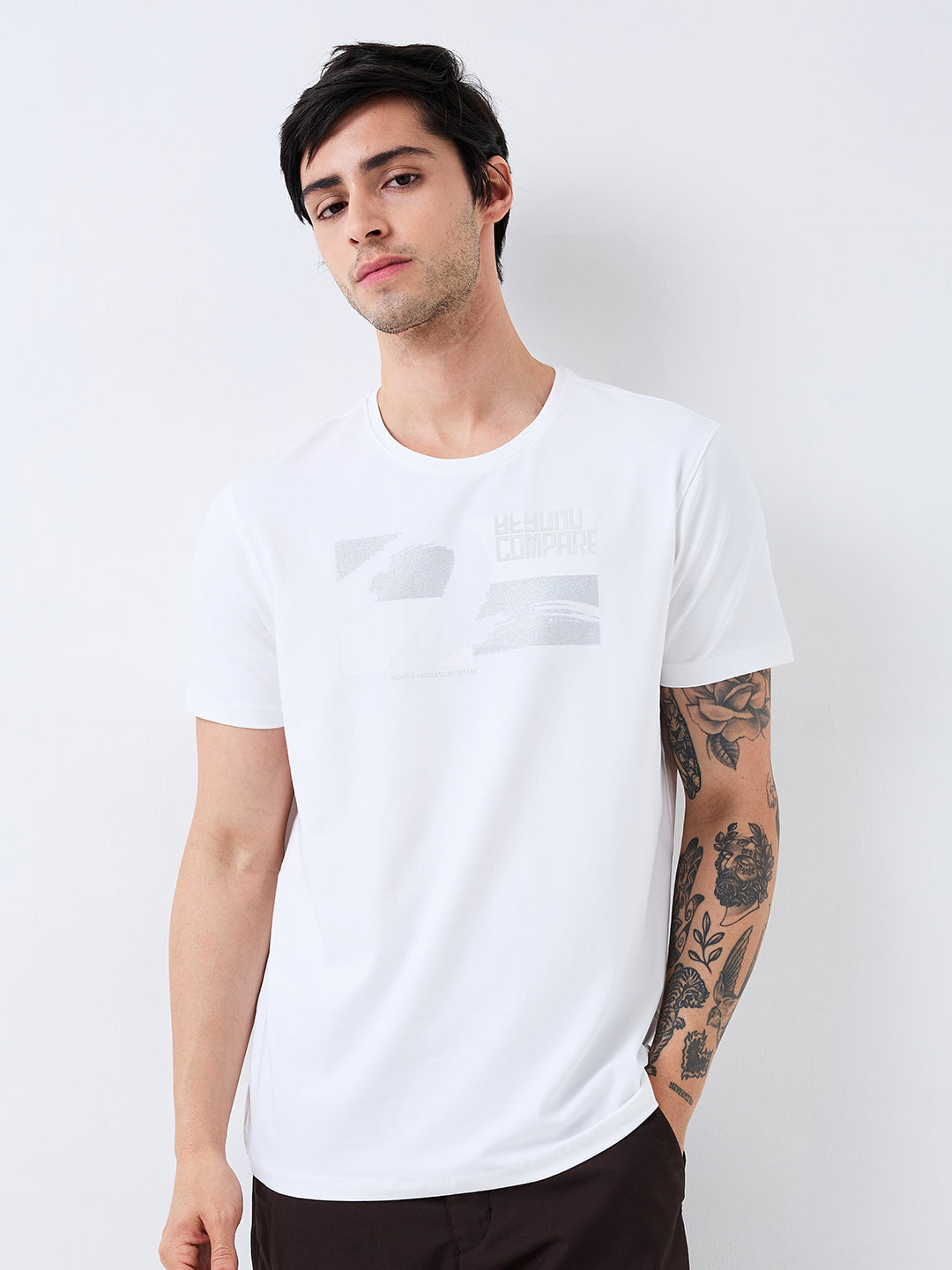 Spykar White Slim Fit Solid Half Sleeve T-Shirt For Men