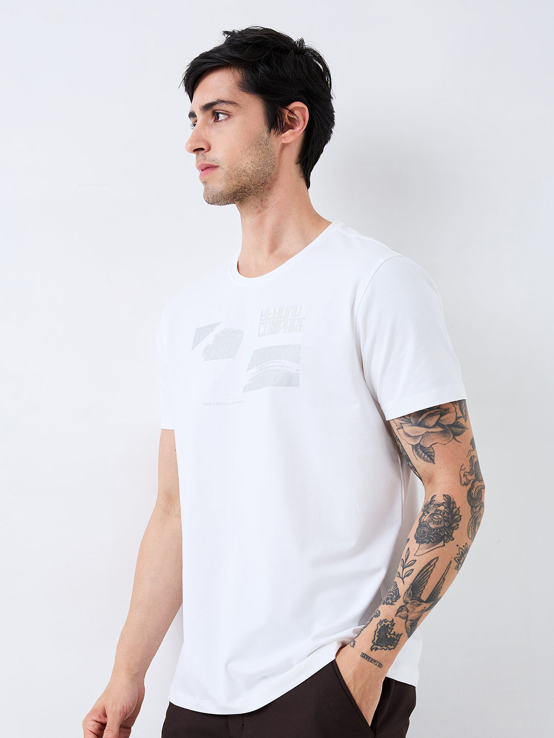 Spykar White Slim Fit Solid Half Sleeve T-Shirt For Men