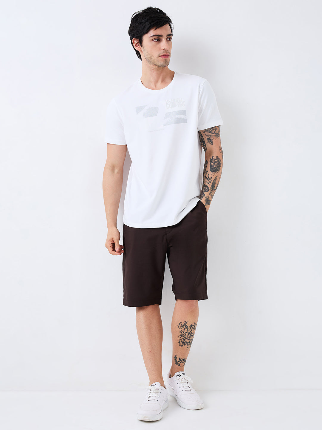 Spykar White Slim Fit Solid Half Sleeve T-Shirt For Men