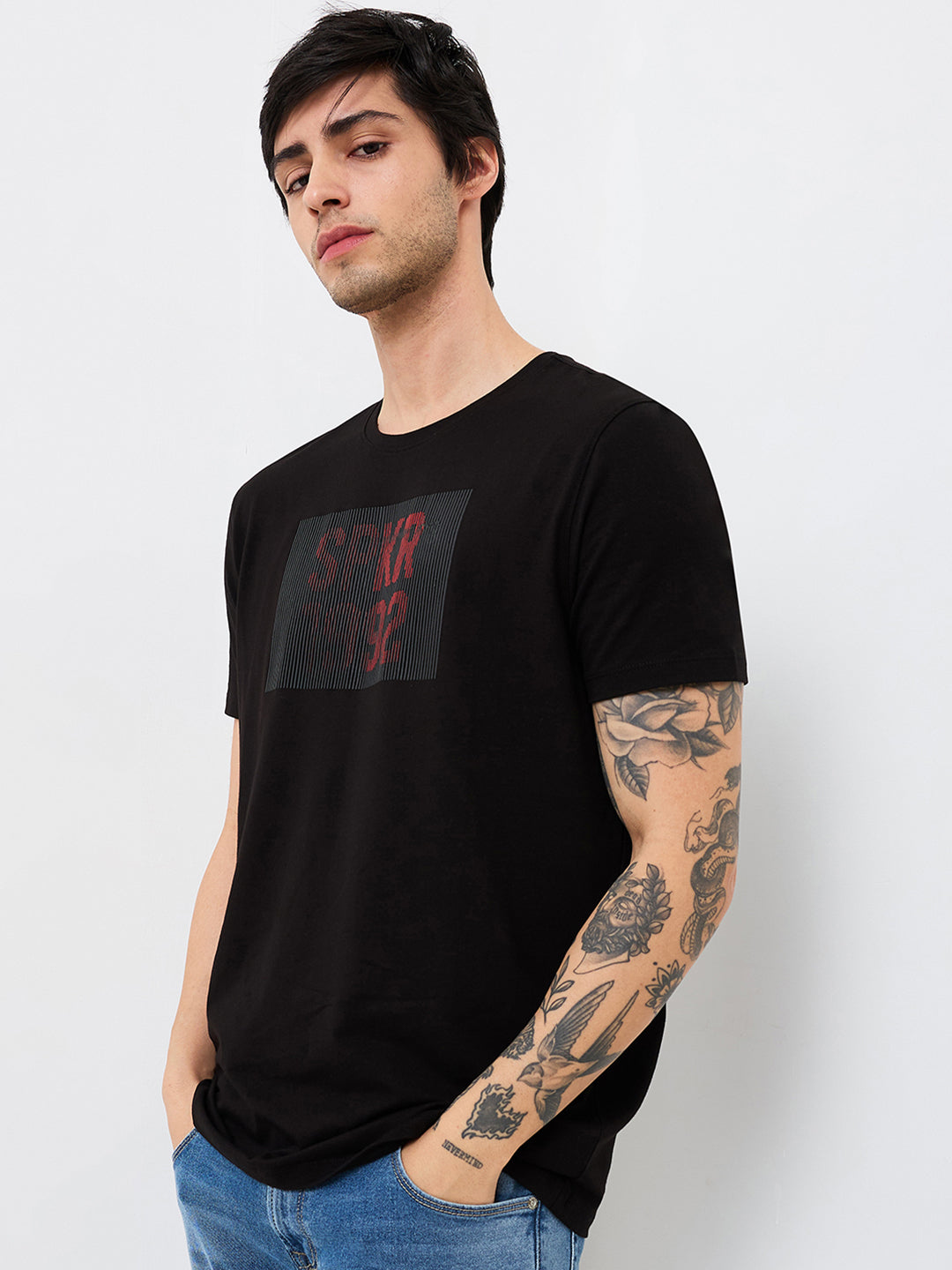 Spykar Black Slim Fit Solid Half Sleeve T-Shirt For Men