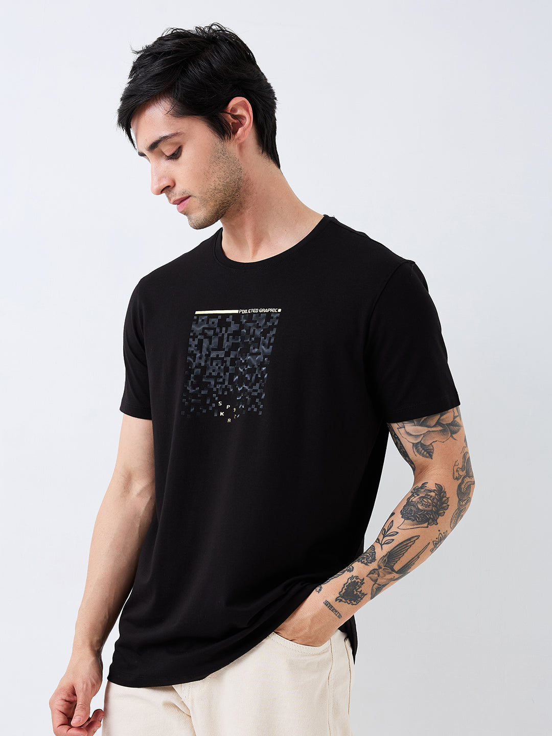 Spykar Black Slim Fit Solid Half Sleeve T-Shirt For Men