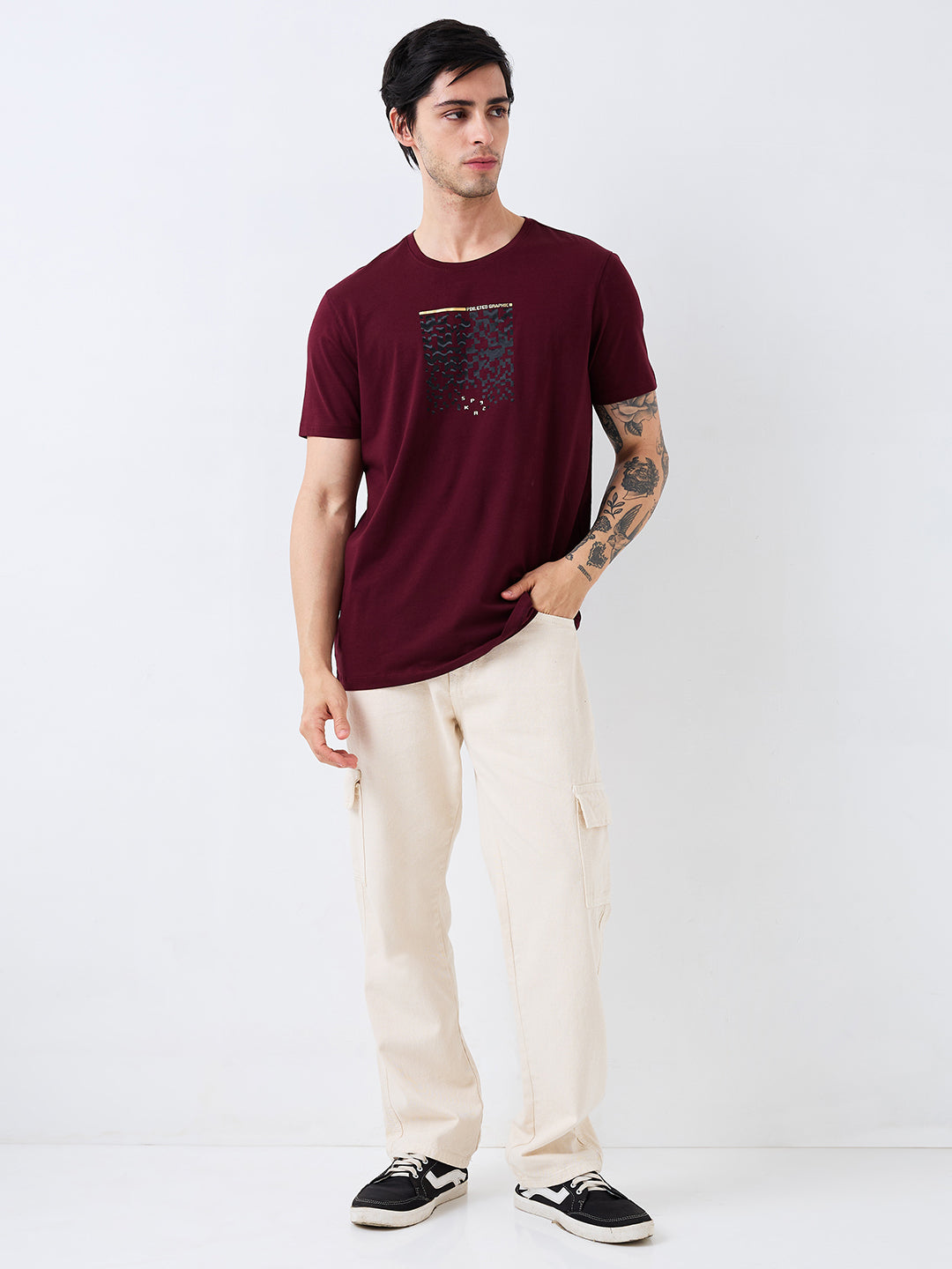 Spykar Red Slim Fit Solid Half Sleeve T-Shirt For Men