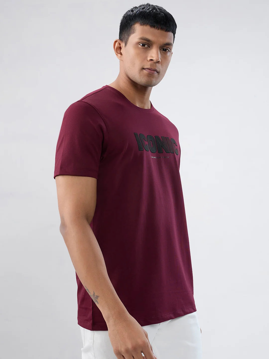 Men T-Shirt Textured Red Regular Fit