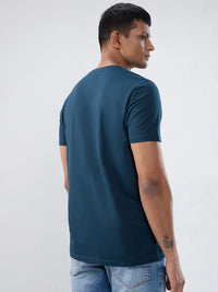 Men T-Shirt Textured Blue Regular Fit