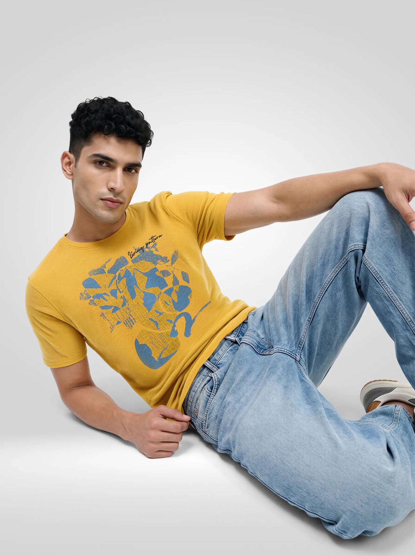 Men T-Shirt Graphic Yellow Regular Fit