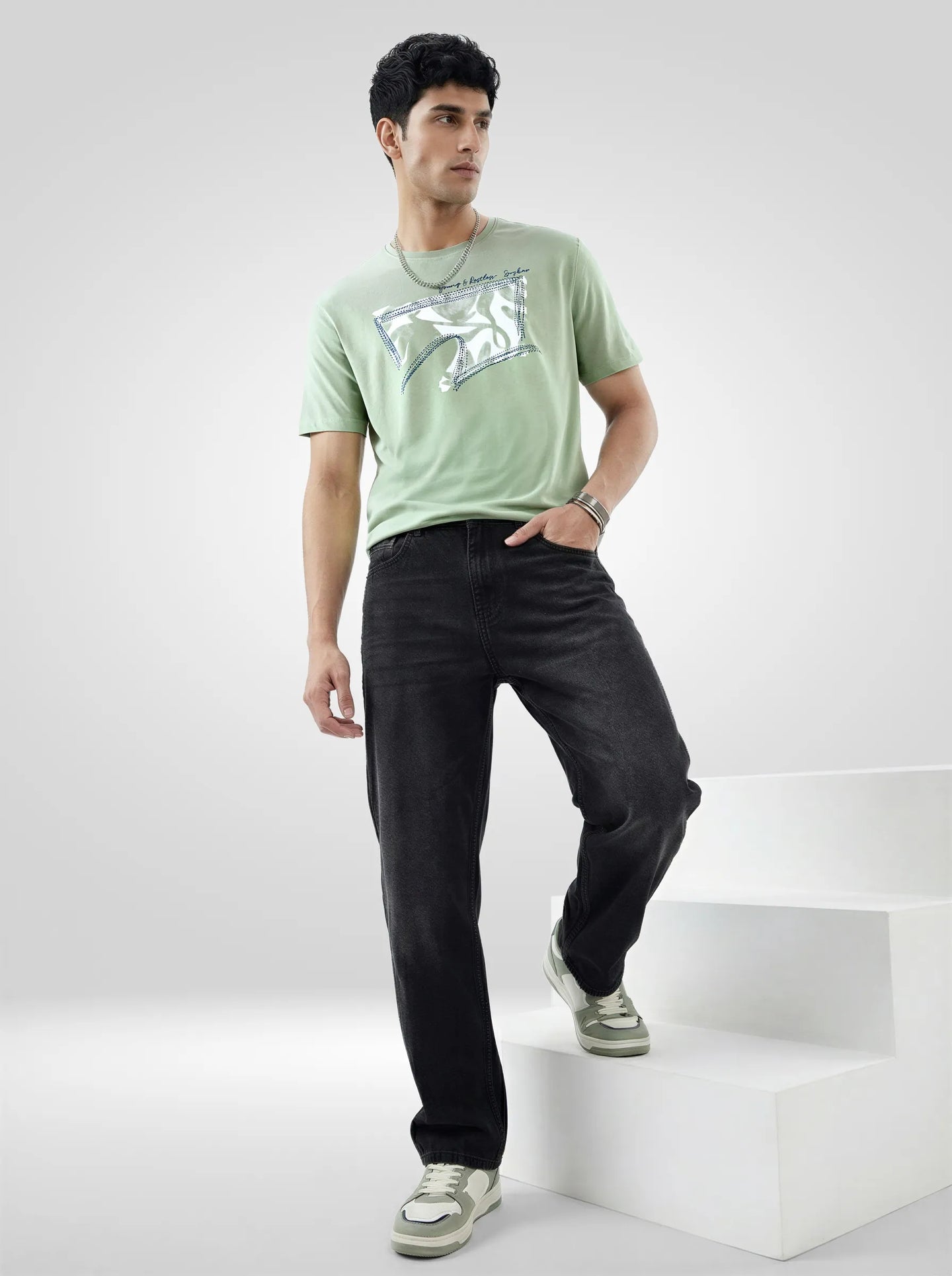 Men T-Shirt Graphic Green Regular Fit