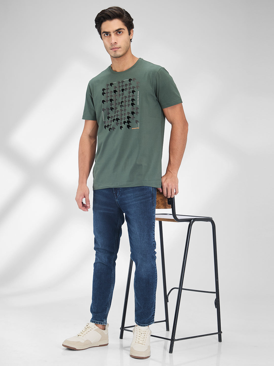 Spykar Men Solid Green Slim Fit Half Sleeves T-Shirt