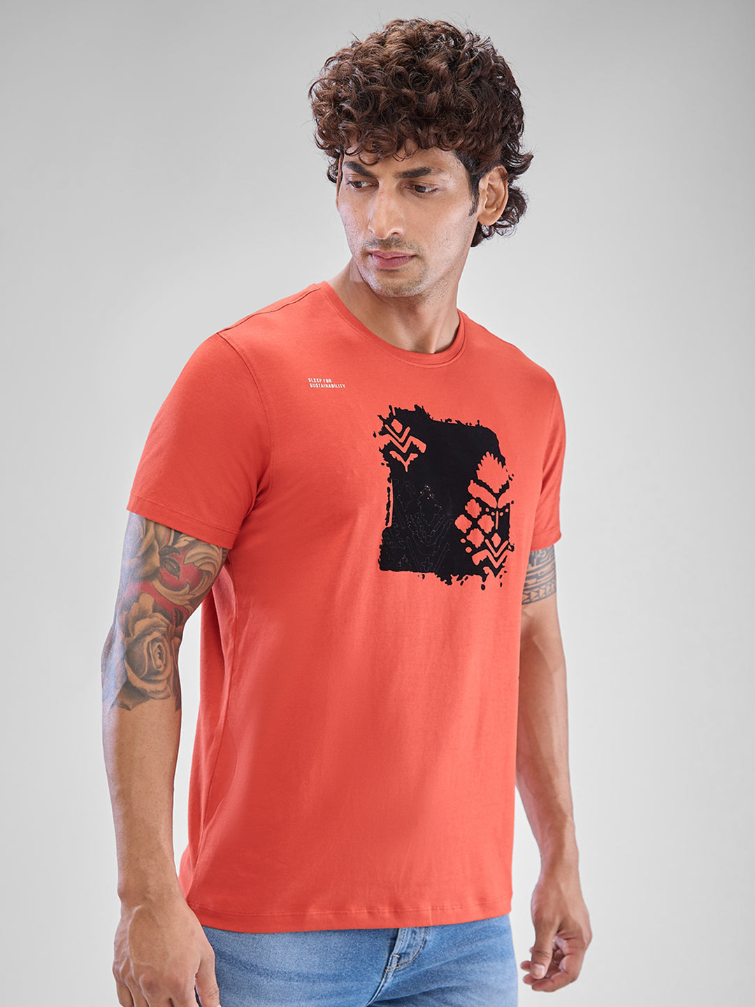 Spykar Men Graphic Printed Slim Fit T-shirt